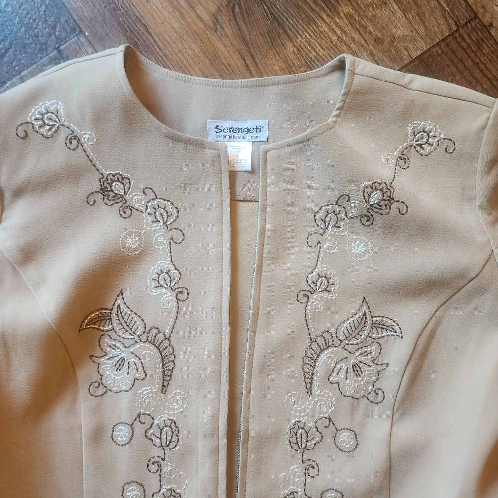 Serengeti Embroidered Blazer Micro Suede Tan Large โ - Picture 2 of 11